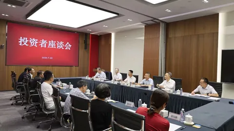 小米电竞手机新联名，战队荣耀助力